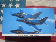 images/productimages/small/A-4F SKYHAWK Blue Angels 1;48 Hasegawa doos.jpg
